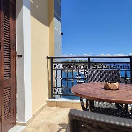 La Mer Gythio Buitenkant foto
