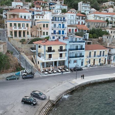 La Mer Gythio Buitenkant foto