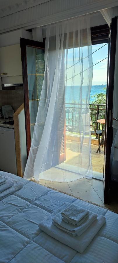 La Mer Gythio Buitenkant foto